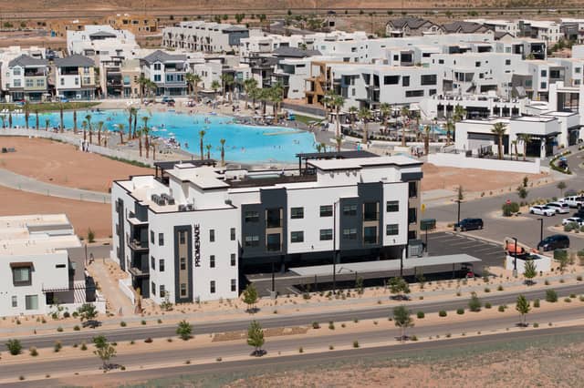 Desert Promenade